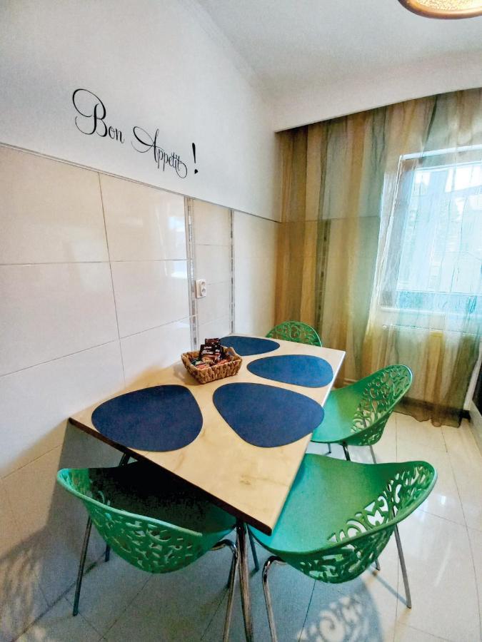 Vero Apartament Central Rm Valcea Apartment Ramnicu Valcea Exterior photo